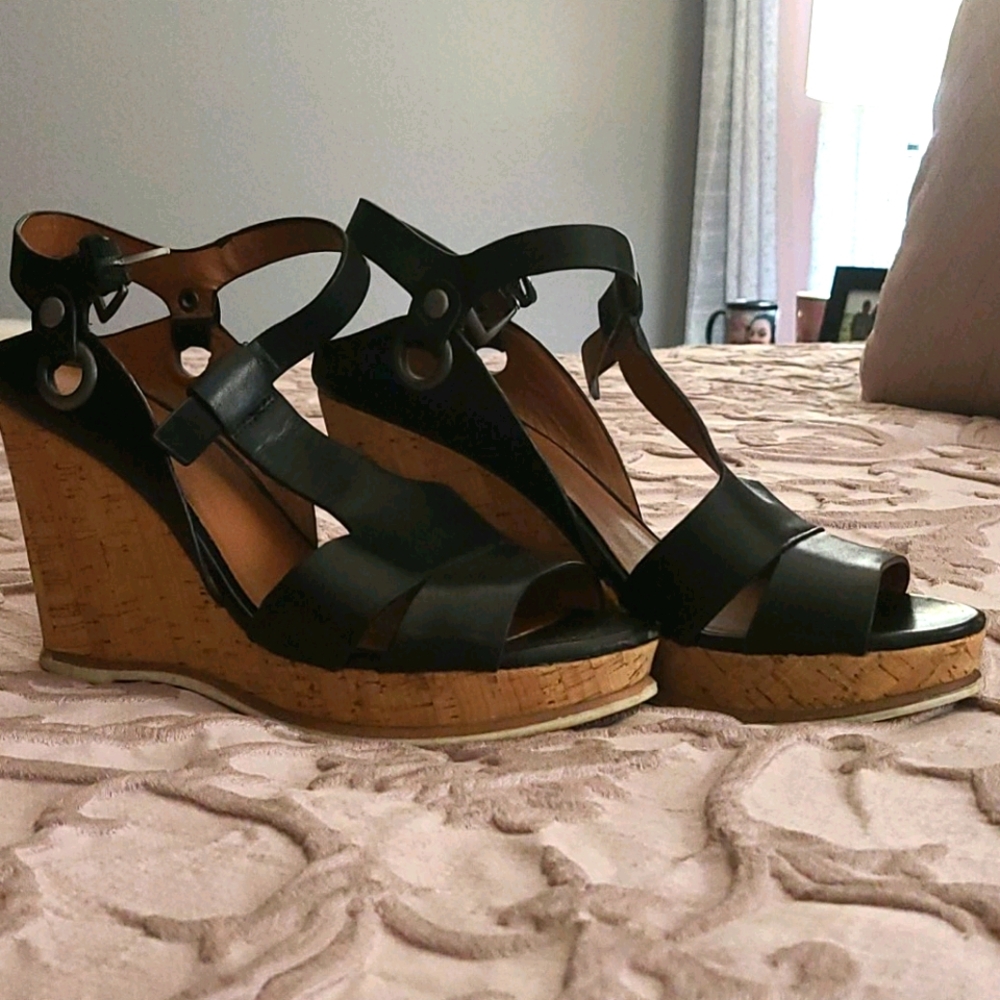 Wedge sandles